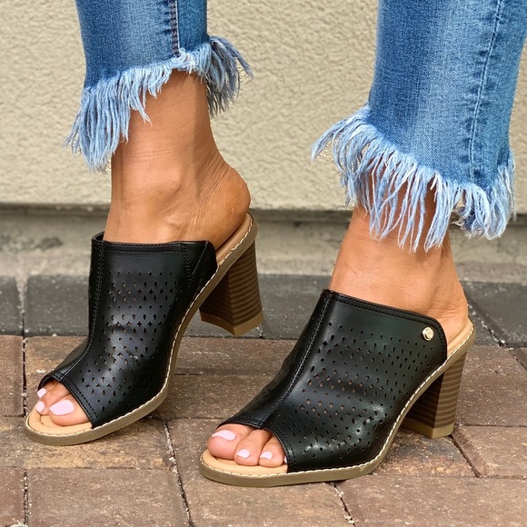 NIB Black Perforated Peep Toe Block Heel Mules - Picture 5 of 8